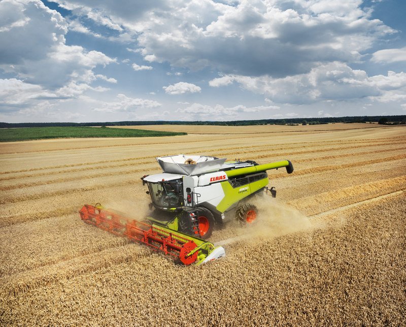 Maszyna żniwna CLAAS Lexion 6700