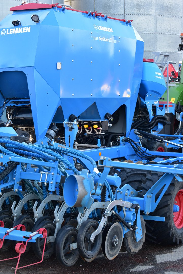 Light trailers up to 750 kg Tramp 30/15 KT