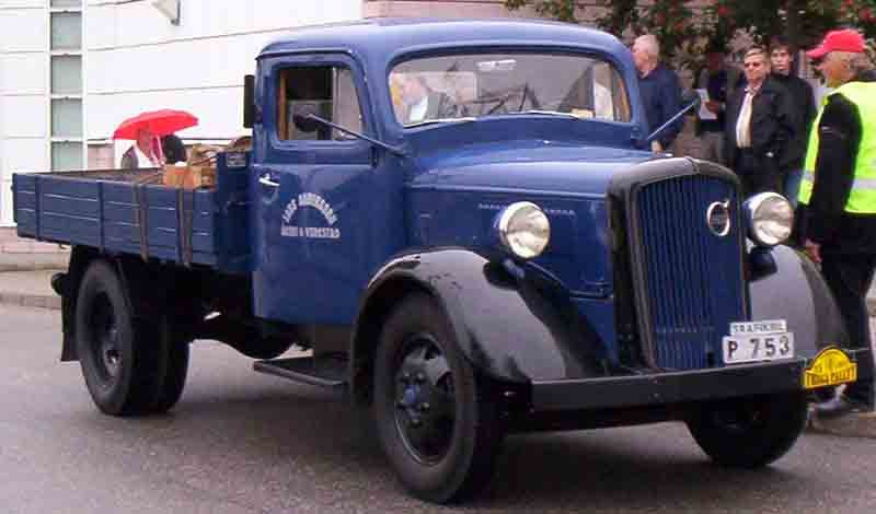 Truck Volvo LV-132D