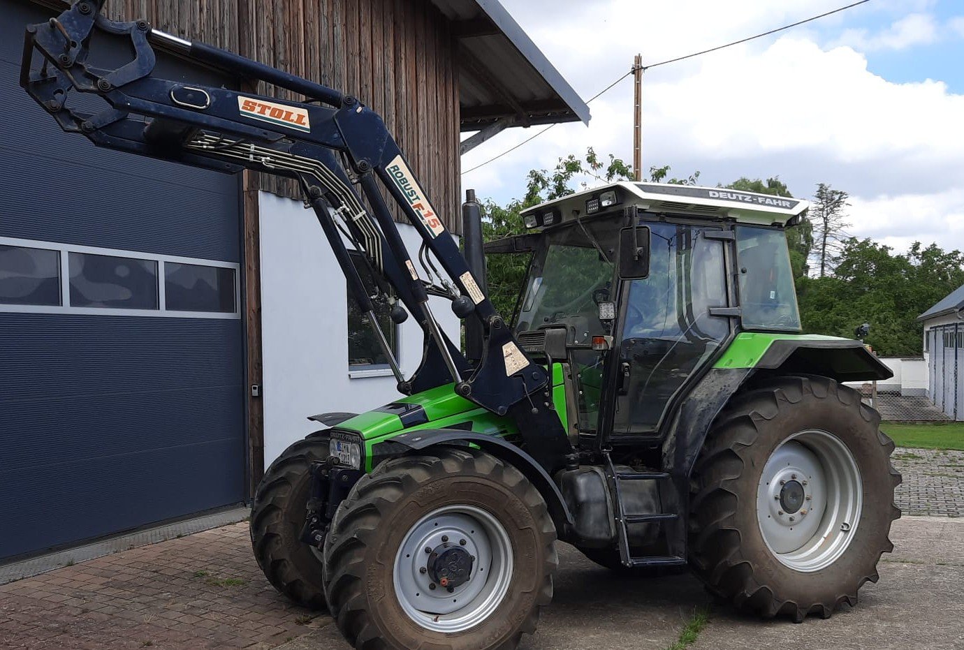 Tractor Deutz-Fahr AgroStar 4.68
