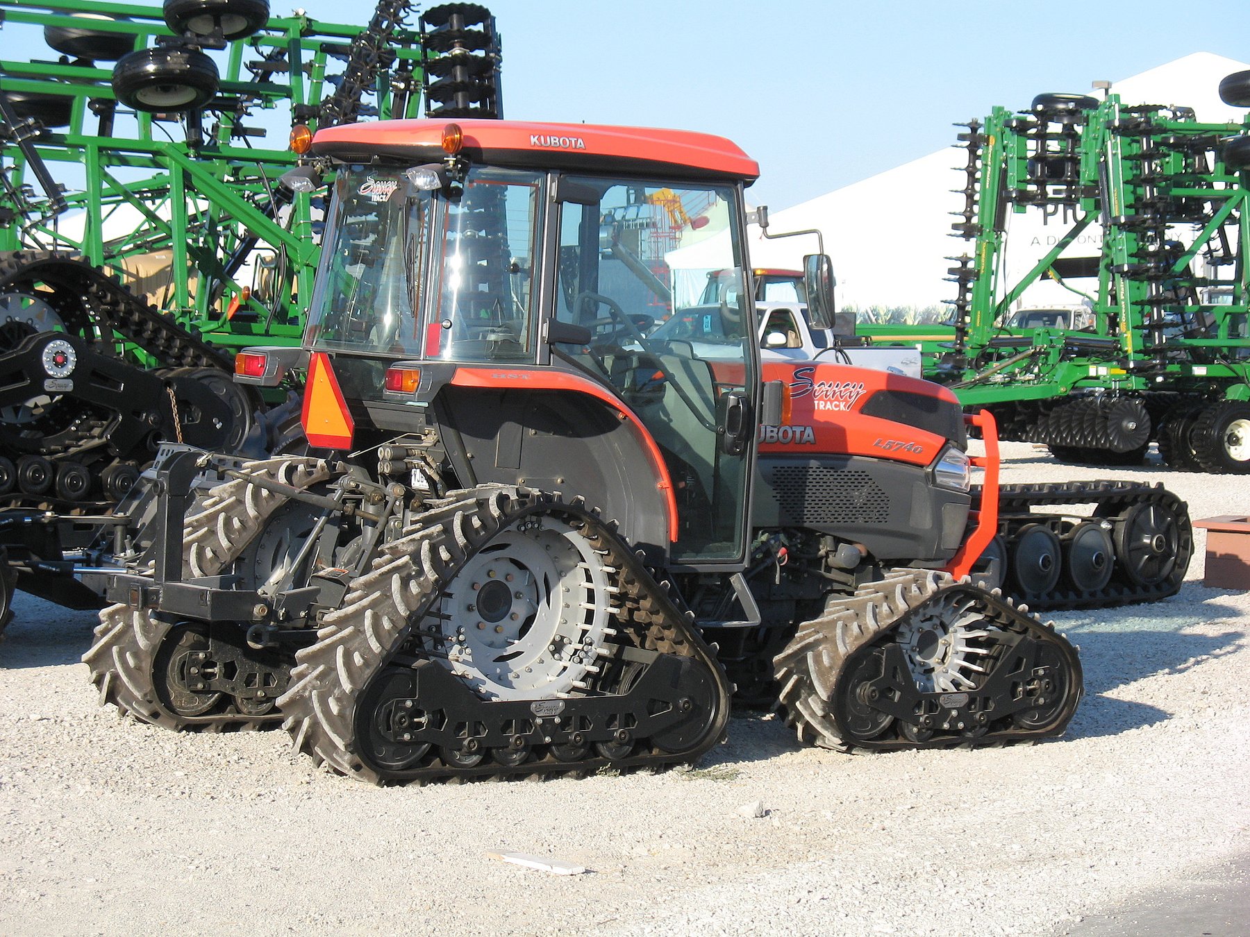 Tractor Kubota L5740
