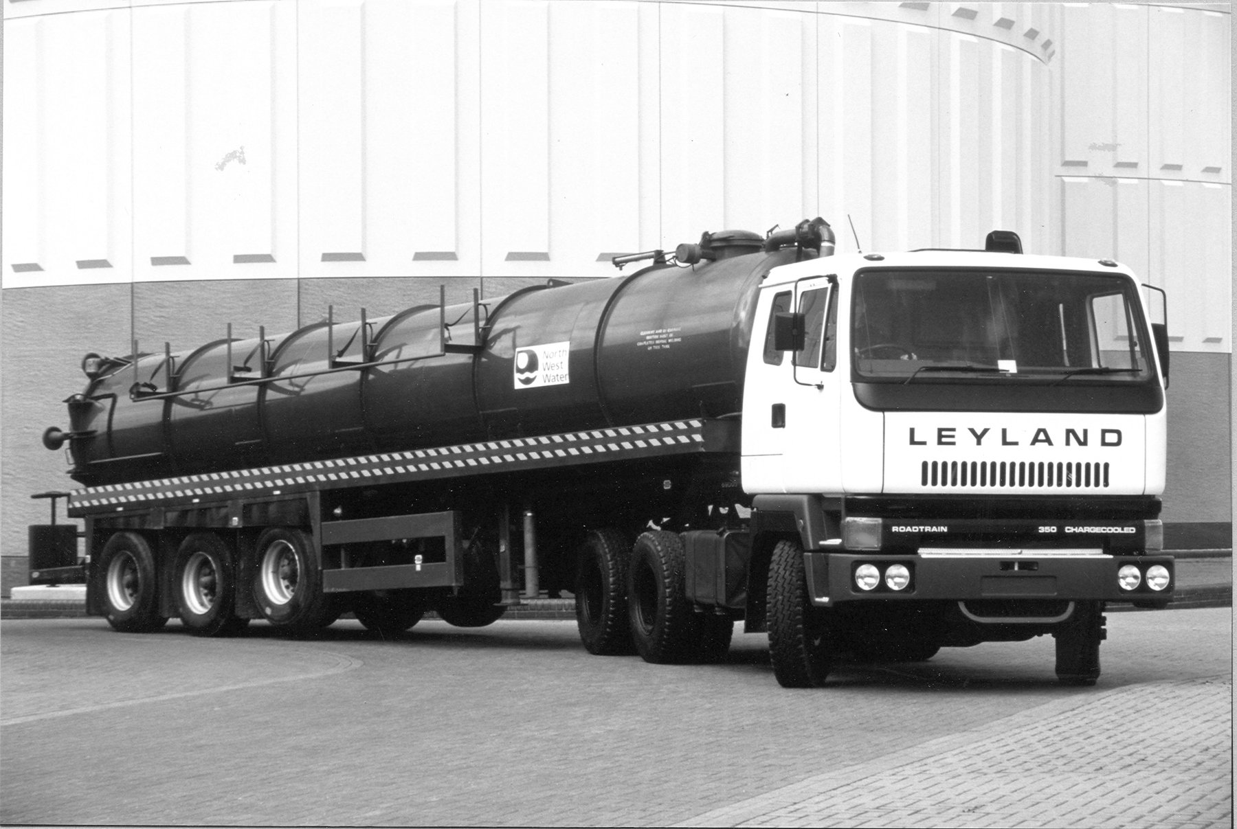 Fahrzeug Leyland Alvis Car and Engineering Company Ltd
