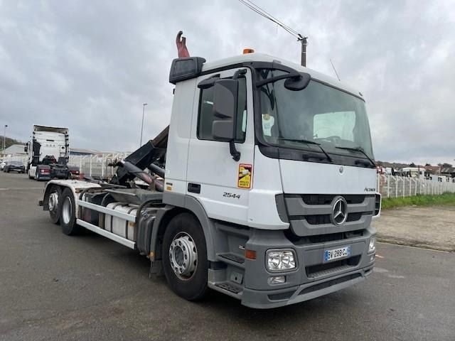 Truck Mercedes Benz 2544 LS-93422-6X2/255+135
