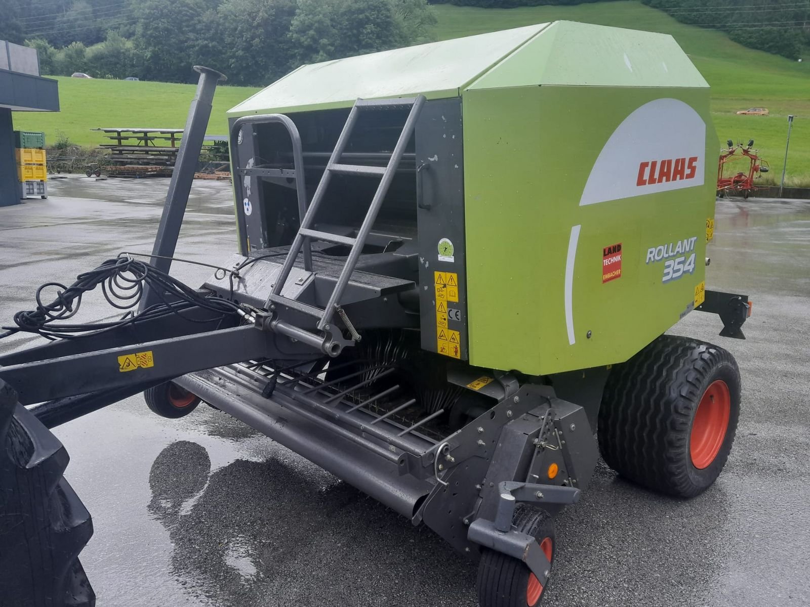 CLAAS Rollant354 RC