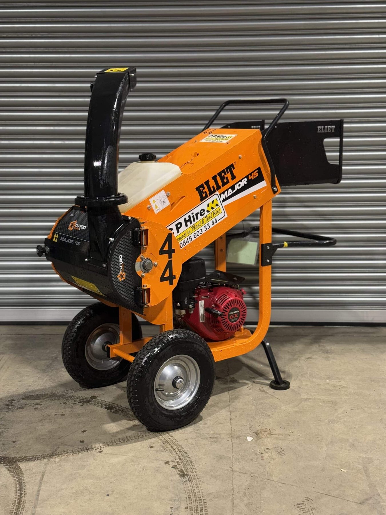 Chippers & shredders Huskee 24A-465E131 - Huskee Chipper Shredder (1999) (Tractor Supply)