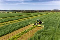CLAAS MAXI SWATHER