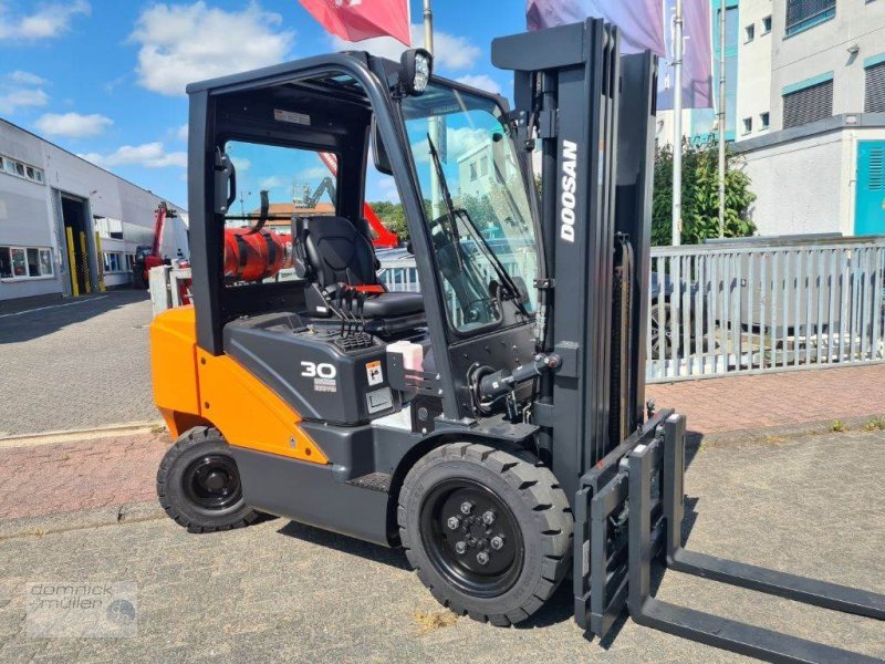 Doosan GC30P