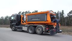 Bucher Municipal Icebear V