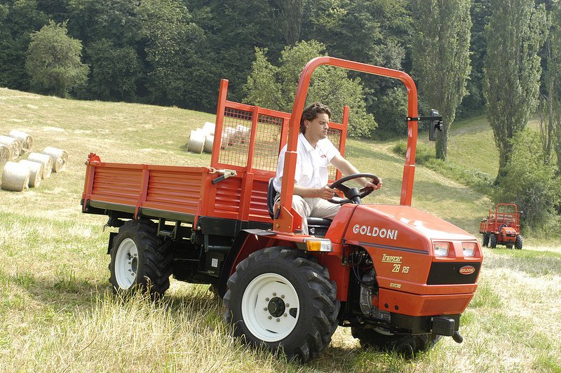 Tractor Goldoni Star 3050 SL Narrow Orchard 4WD