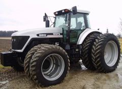 White 8810 Fieldmaster