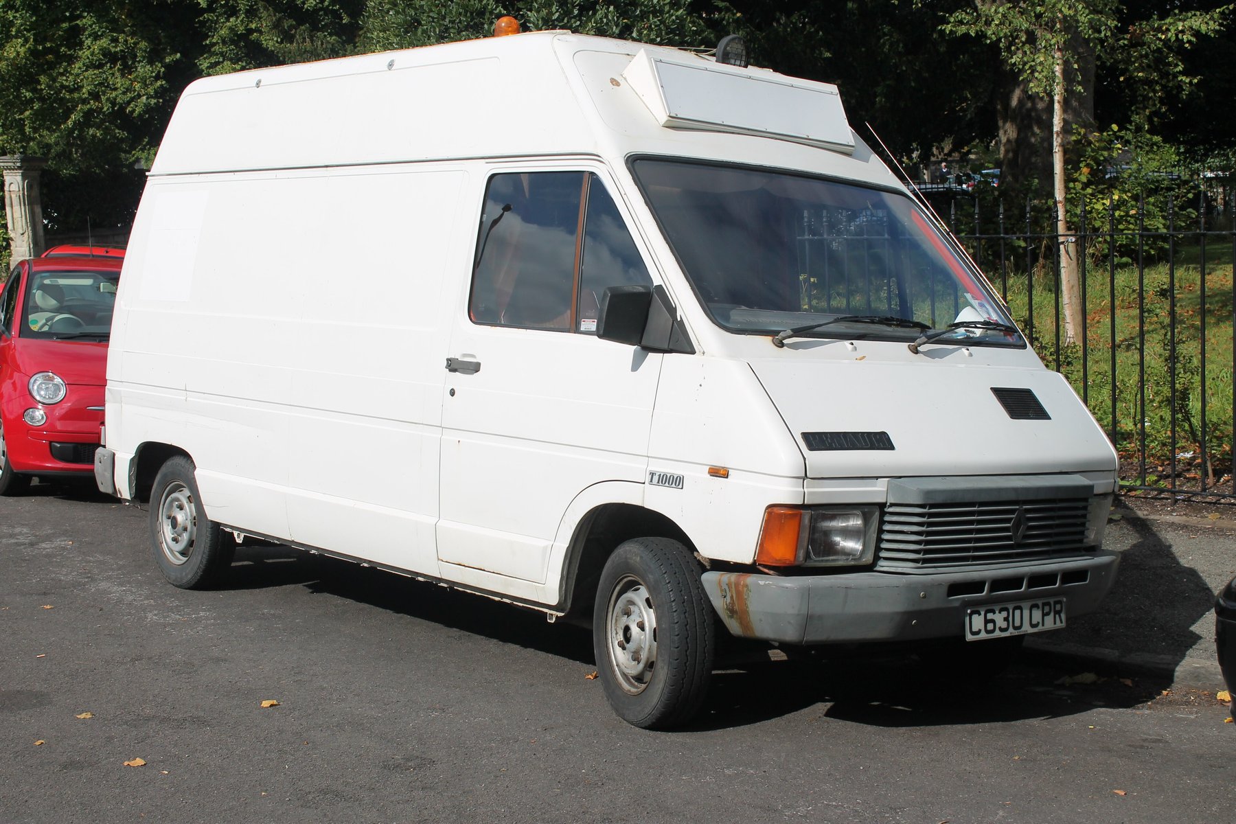 Van Renault TAX100