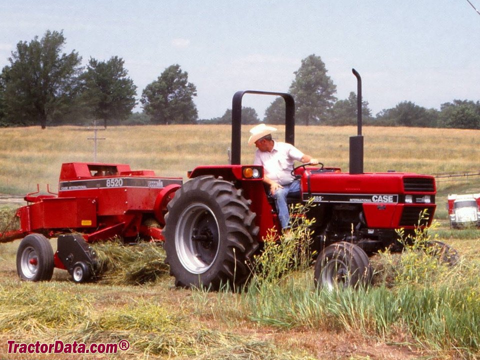 Tractor Case IH 685