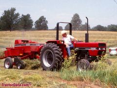 Case IH 685