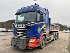 Scania 520 B8x4*4NB