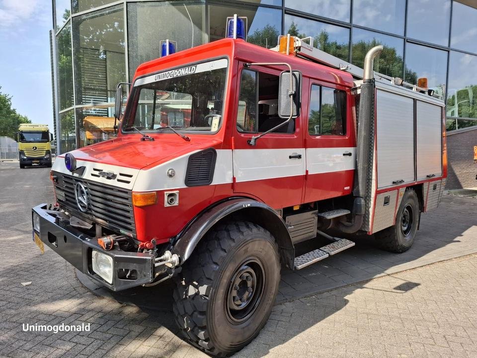 Lastwagen Unimog U1550