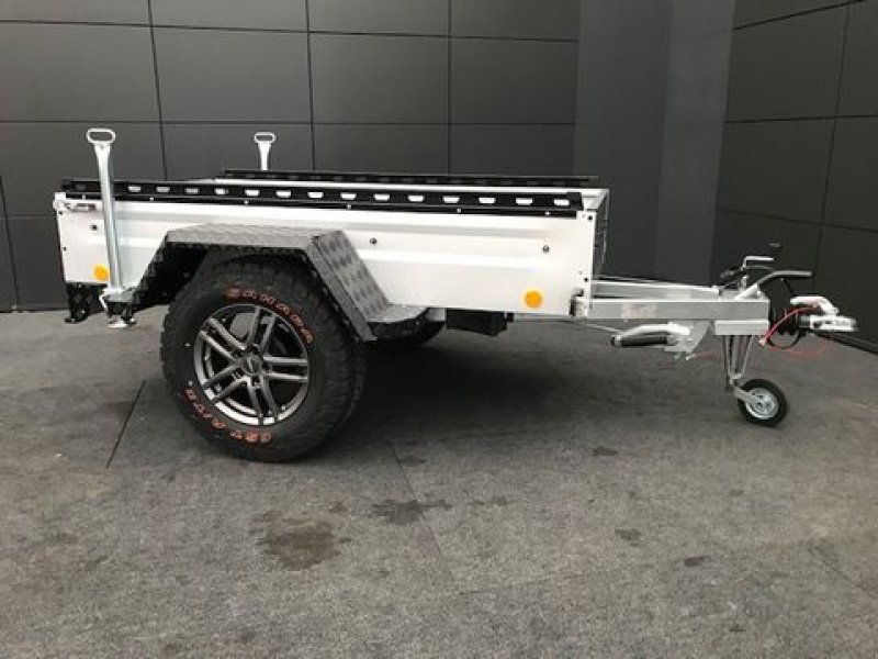 Car trailers up to 3.5 t IKH TPV8035JL