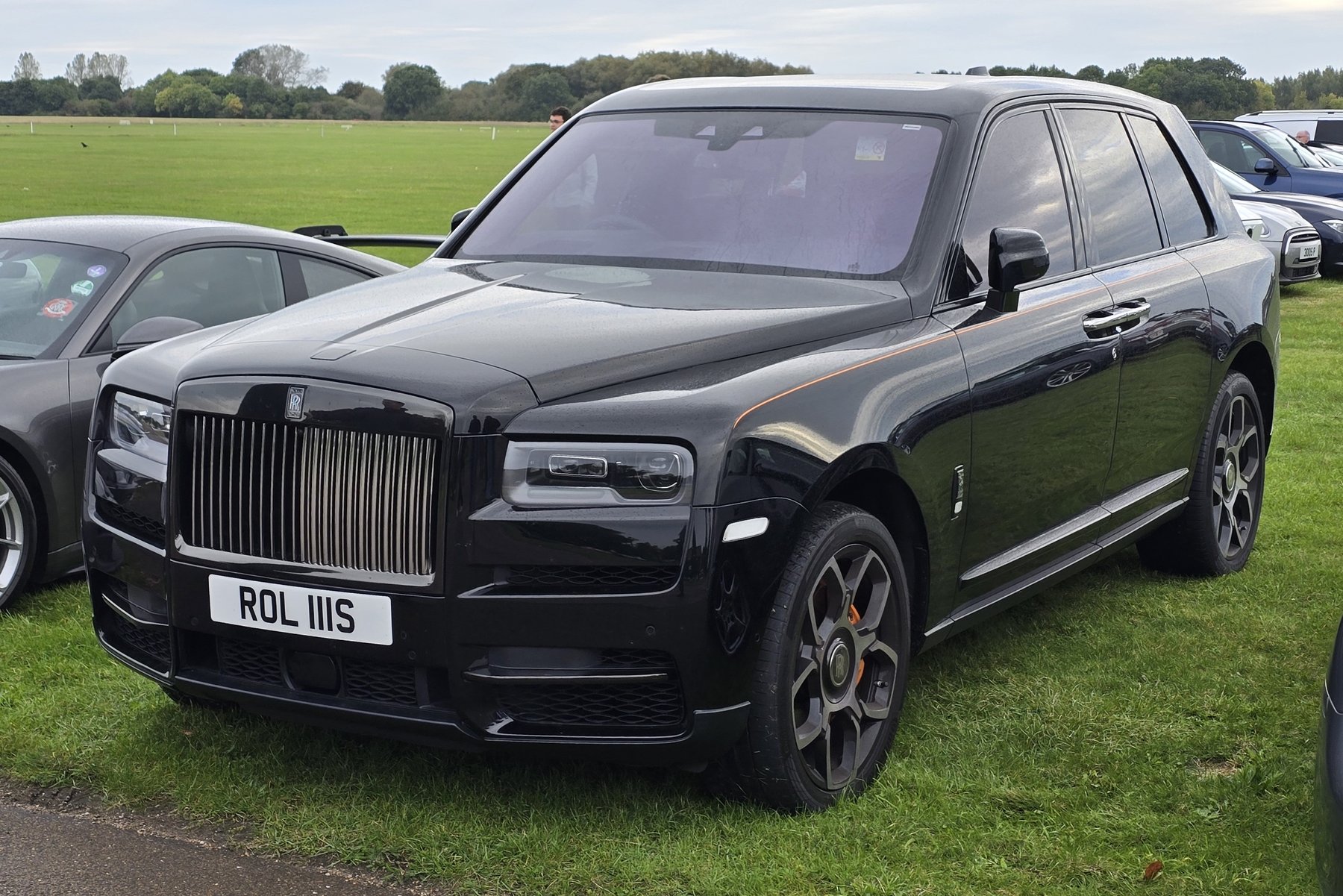 Van Rolls Royce BLACK BADGE CULLINAN