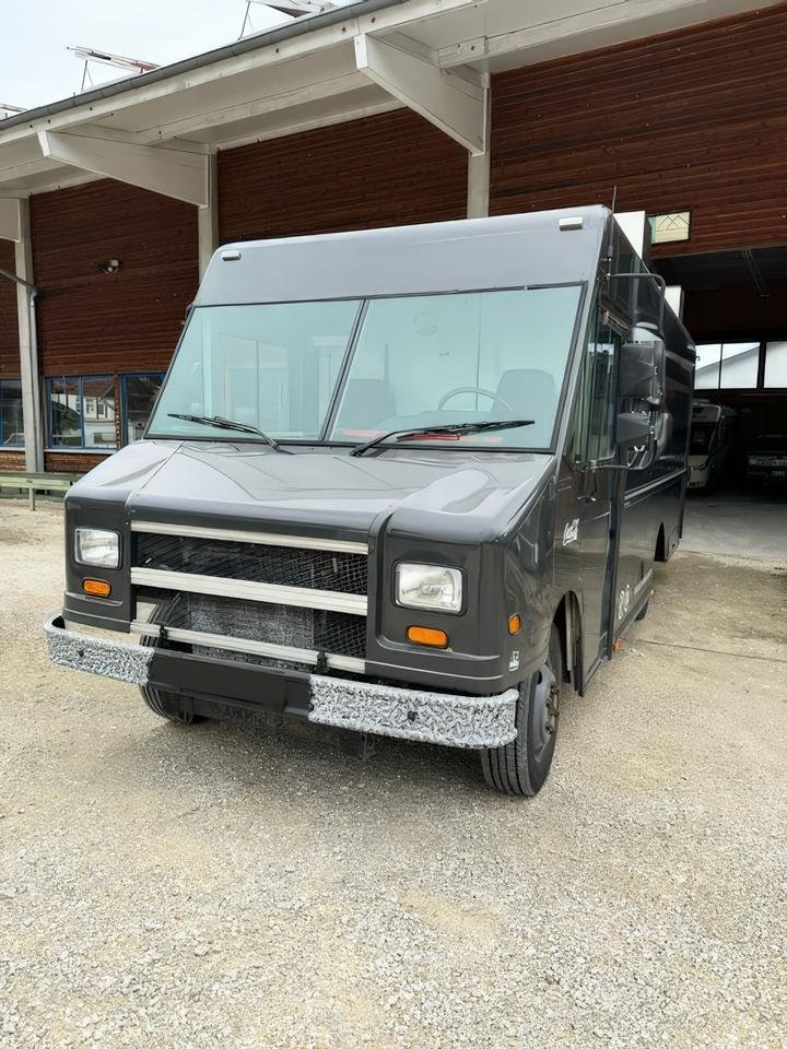 Freightliner UTILIMASTER