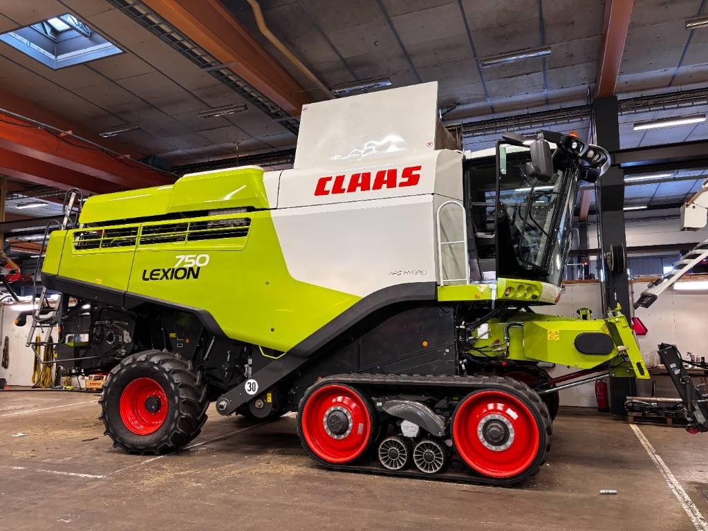 Harvester CLAAS Lexion 750 Terra-Trac (USA)