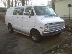Dodge B100