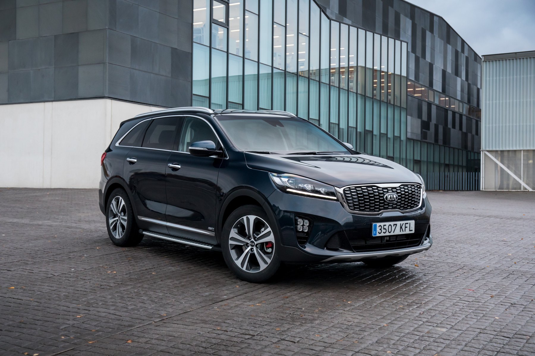 Van Kia 5D SORENTO SUV 2.5CRDI AUTOMATIC-JC5218-4X4/271