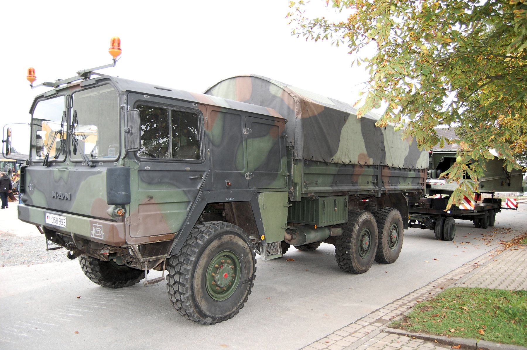 Lastwagen MAN 15224L