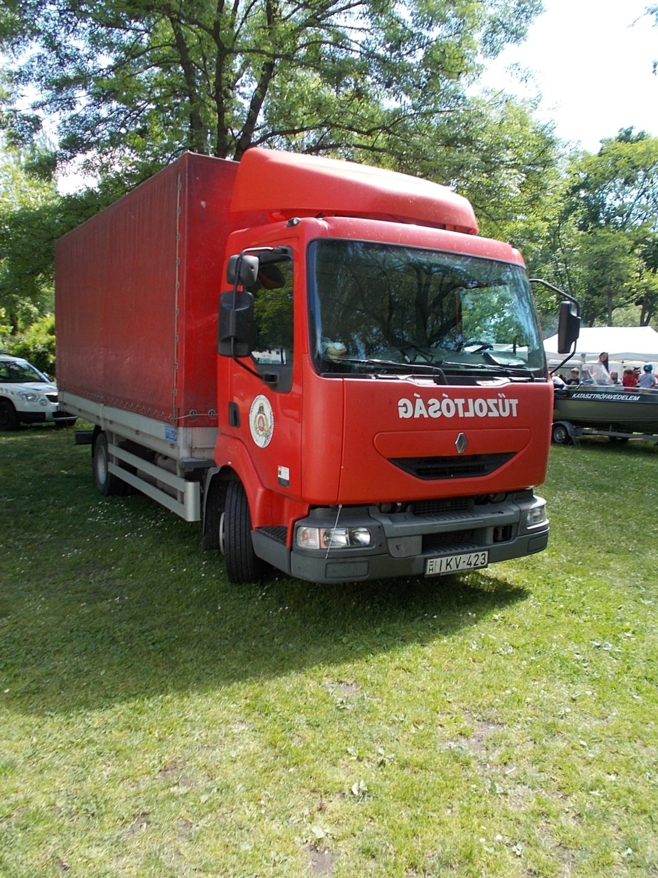 Truck Renault MIDLUM 150