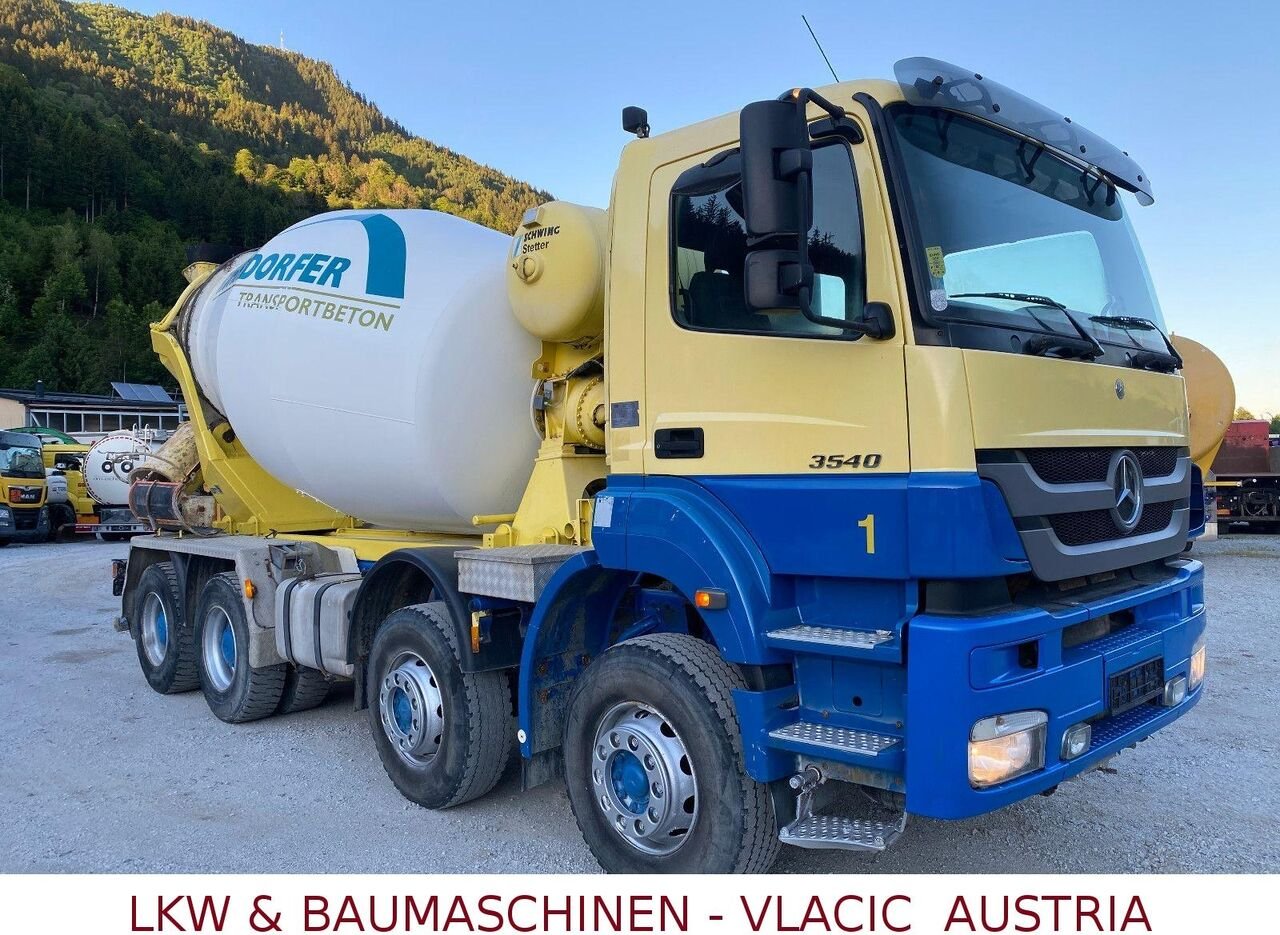 Truck Mercedes Benz 3235