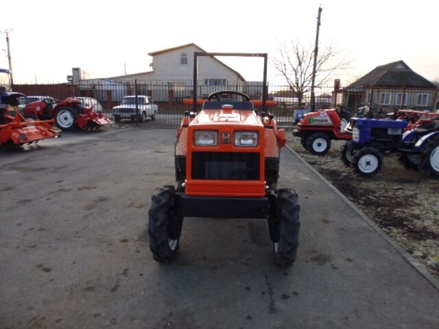 Tractor Hinomoto N179