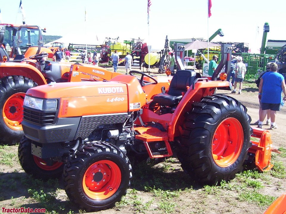 Kubota L4400HST