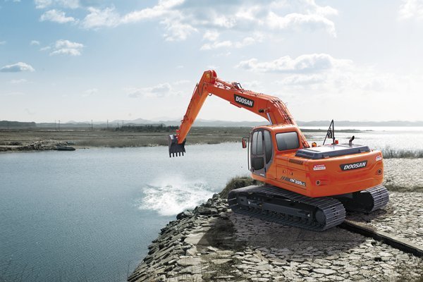 Excavator Doosan S225LCSLR