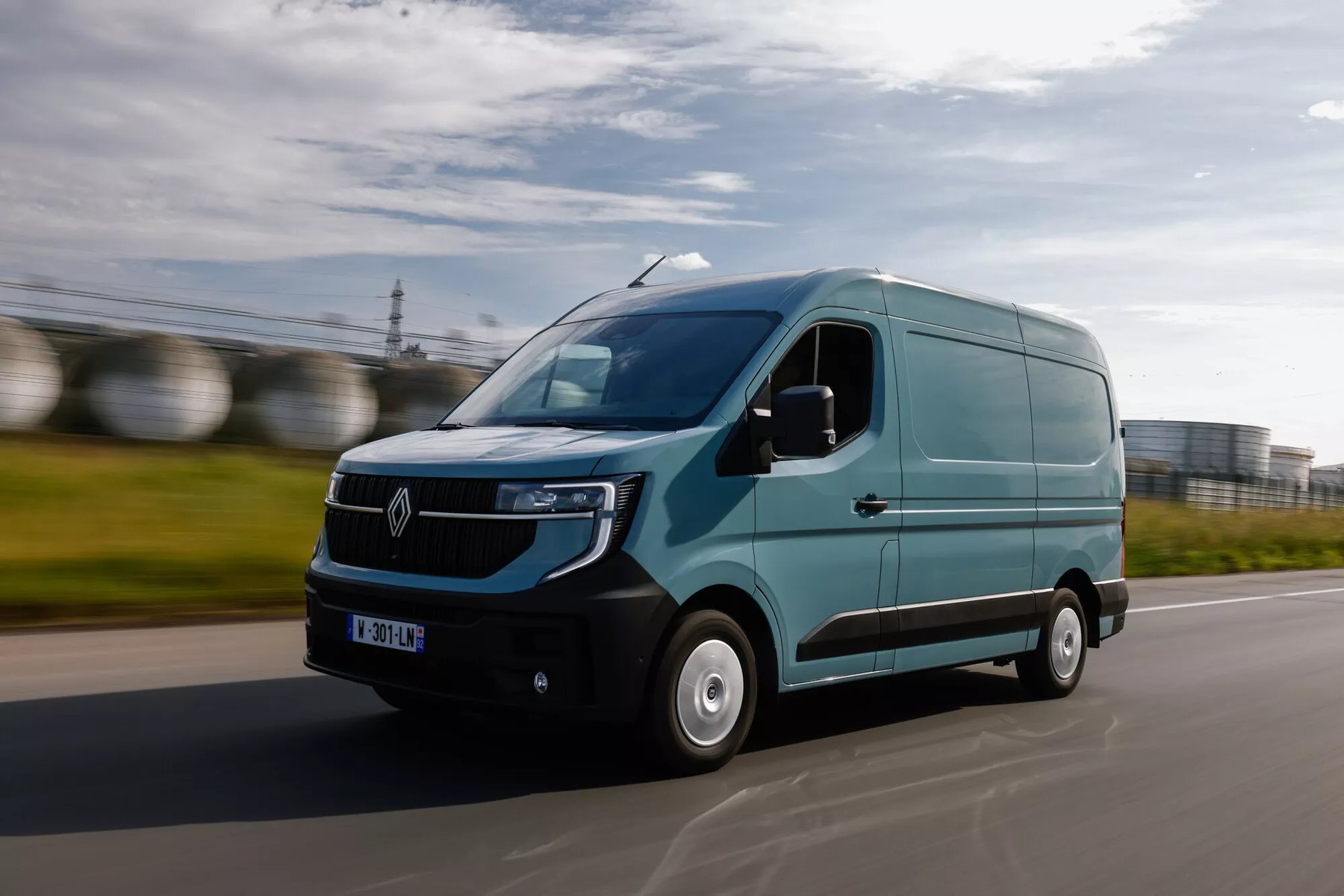 Van Renault MASTER T 33 L2/H2 2.5 DCI 74 KW E4 DC