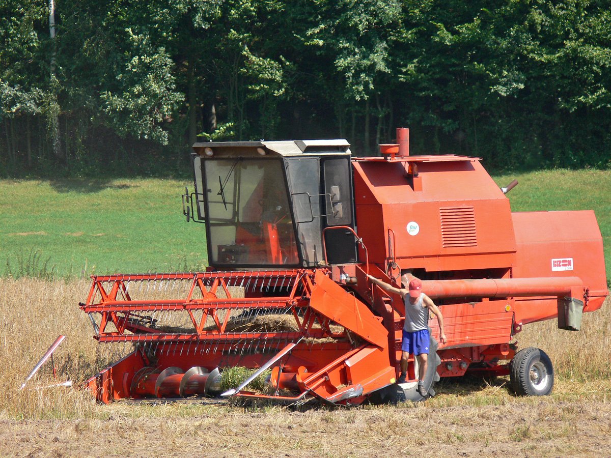 Harvester Bizon Rekord Z 058