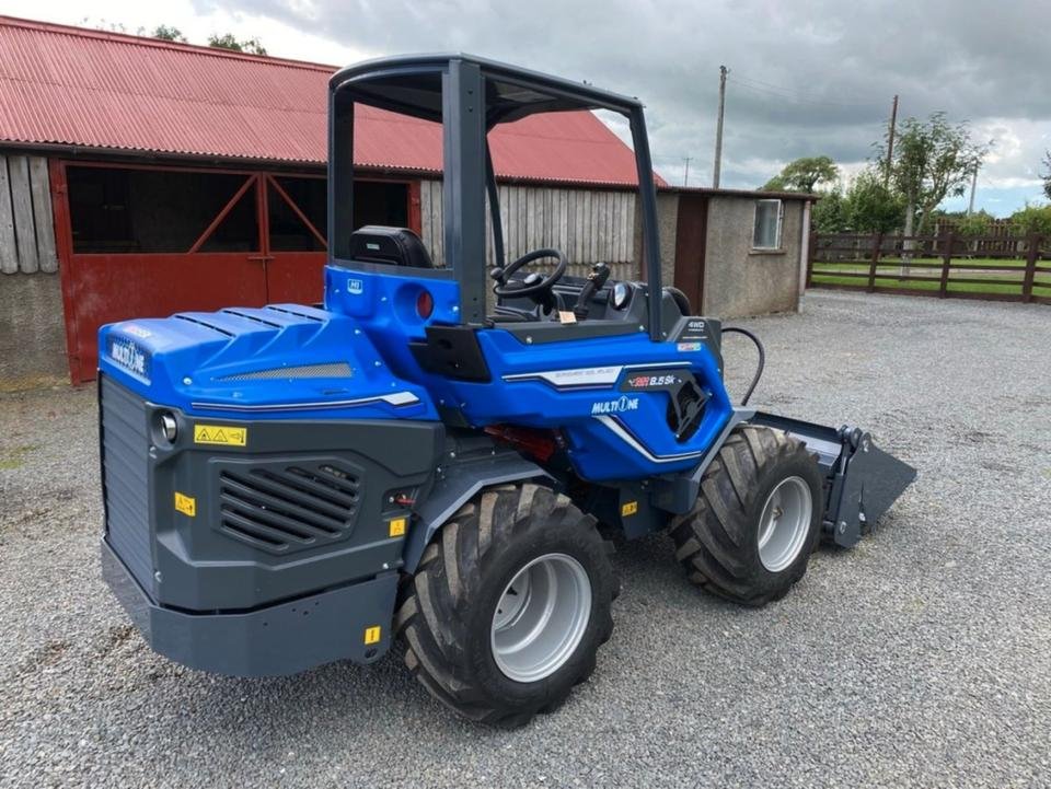 Traktor Multione 8.5SK