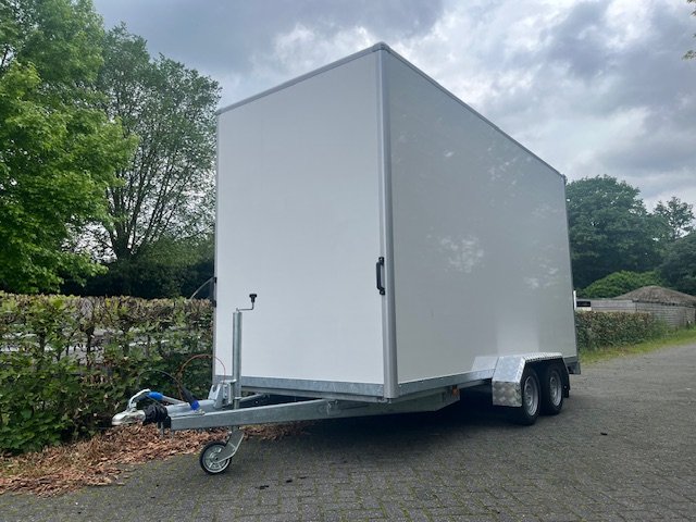 Trailertrading BW550