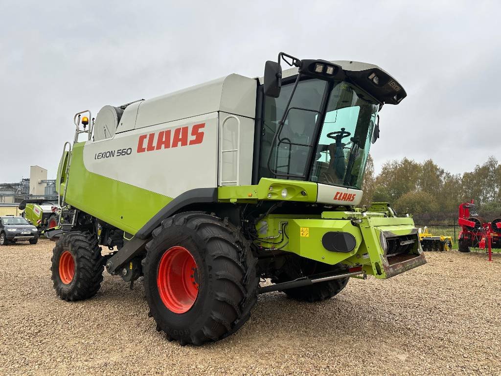 CLAAS Lexion 560