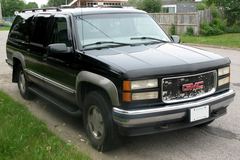 GMC SUBURBAN 1500