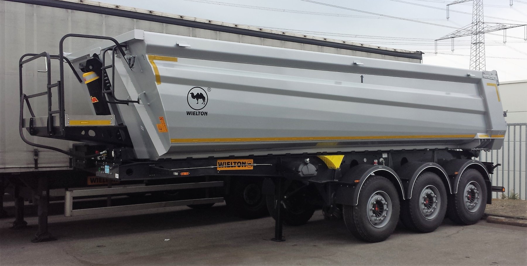 Trailer Wielton NJ4/R