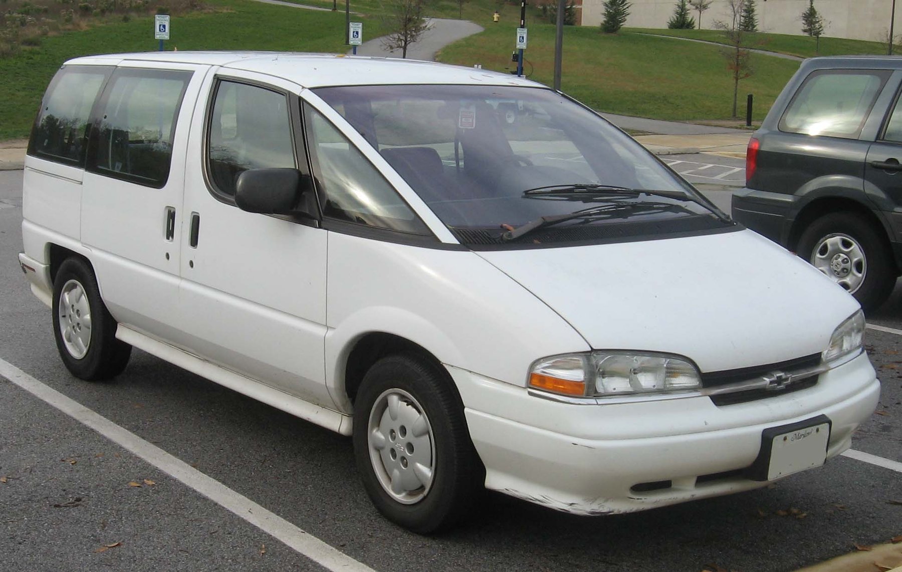 Van Chevrolet LUMINA VAN