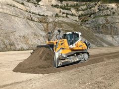 Liebherr PR724 XL