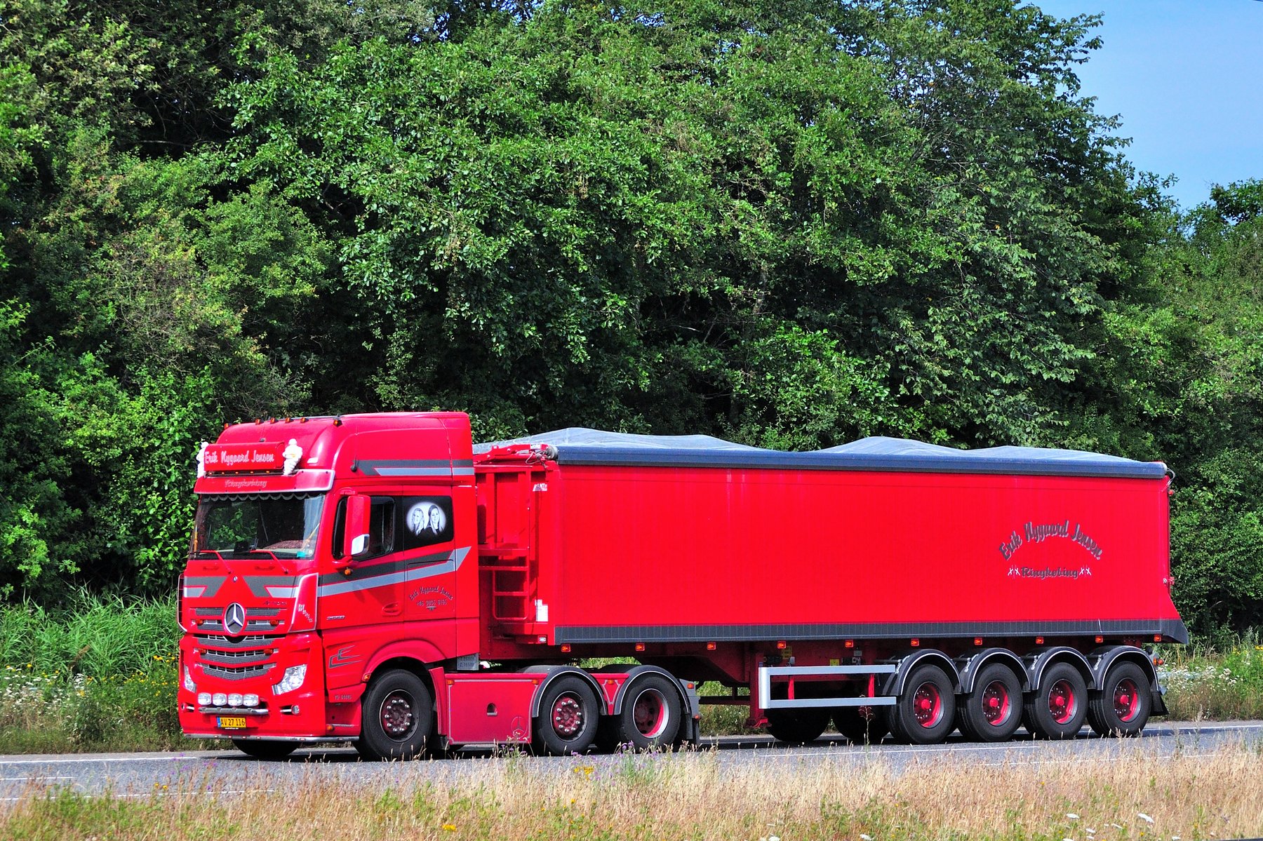 Truck Mercedes Benz 2558 LS 6X2