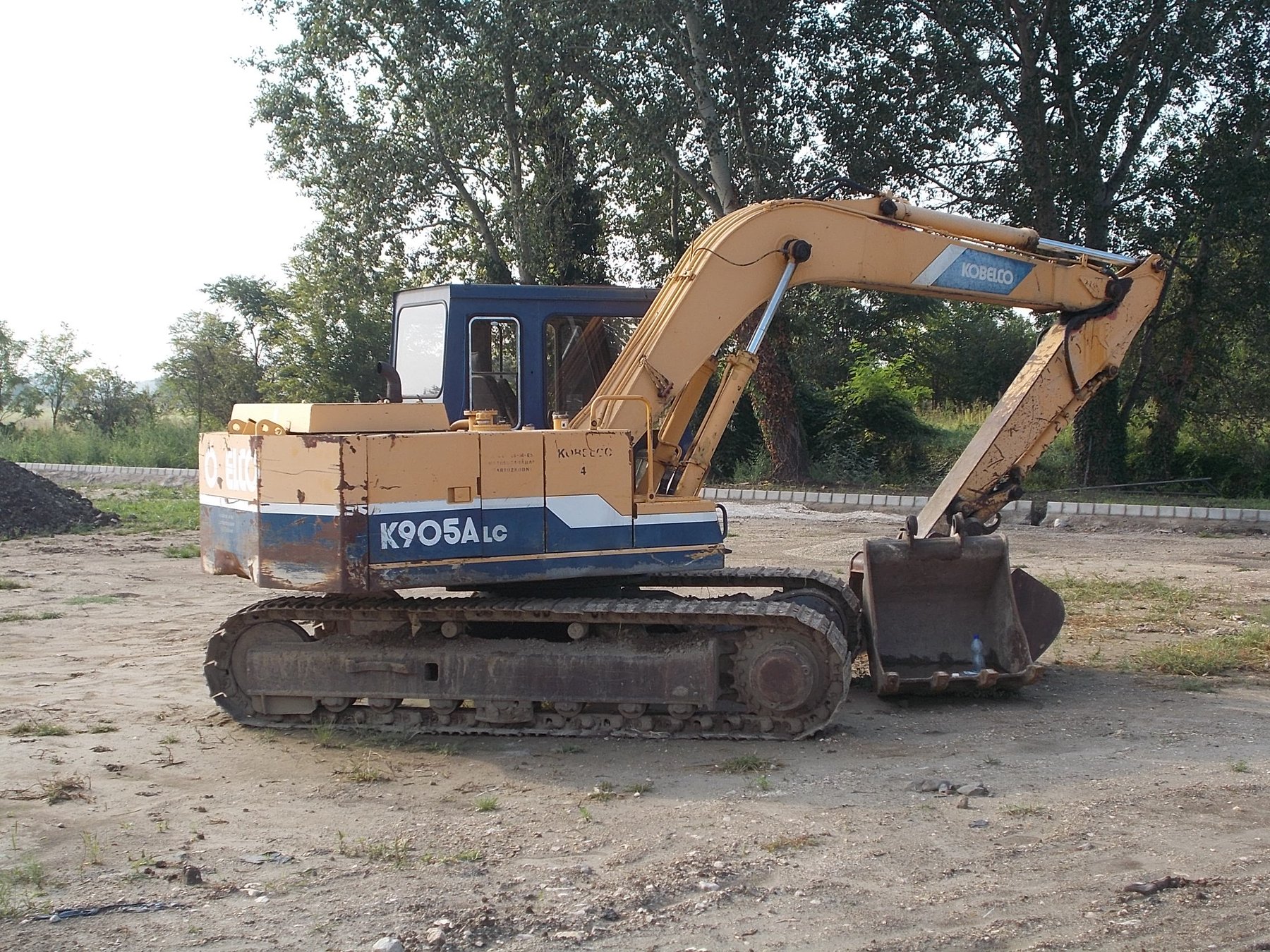 Excavator Kobelco 115SR DZ