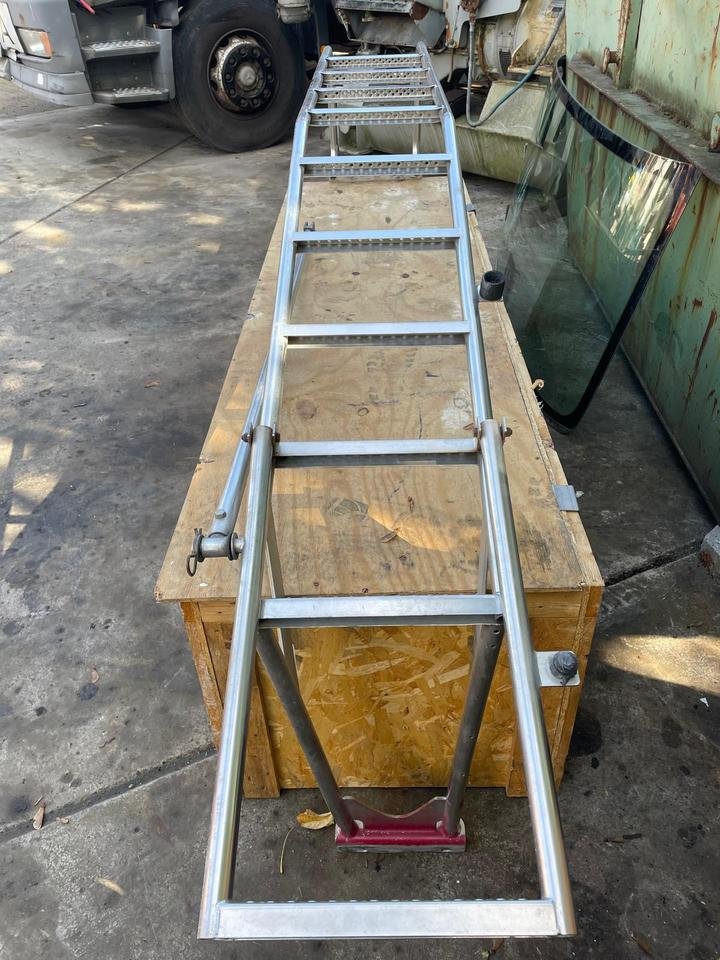 Spitzer SF 2052/6 ZML