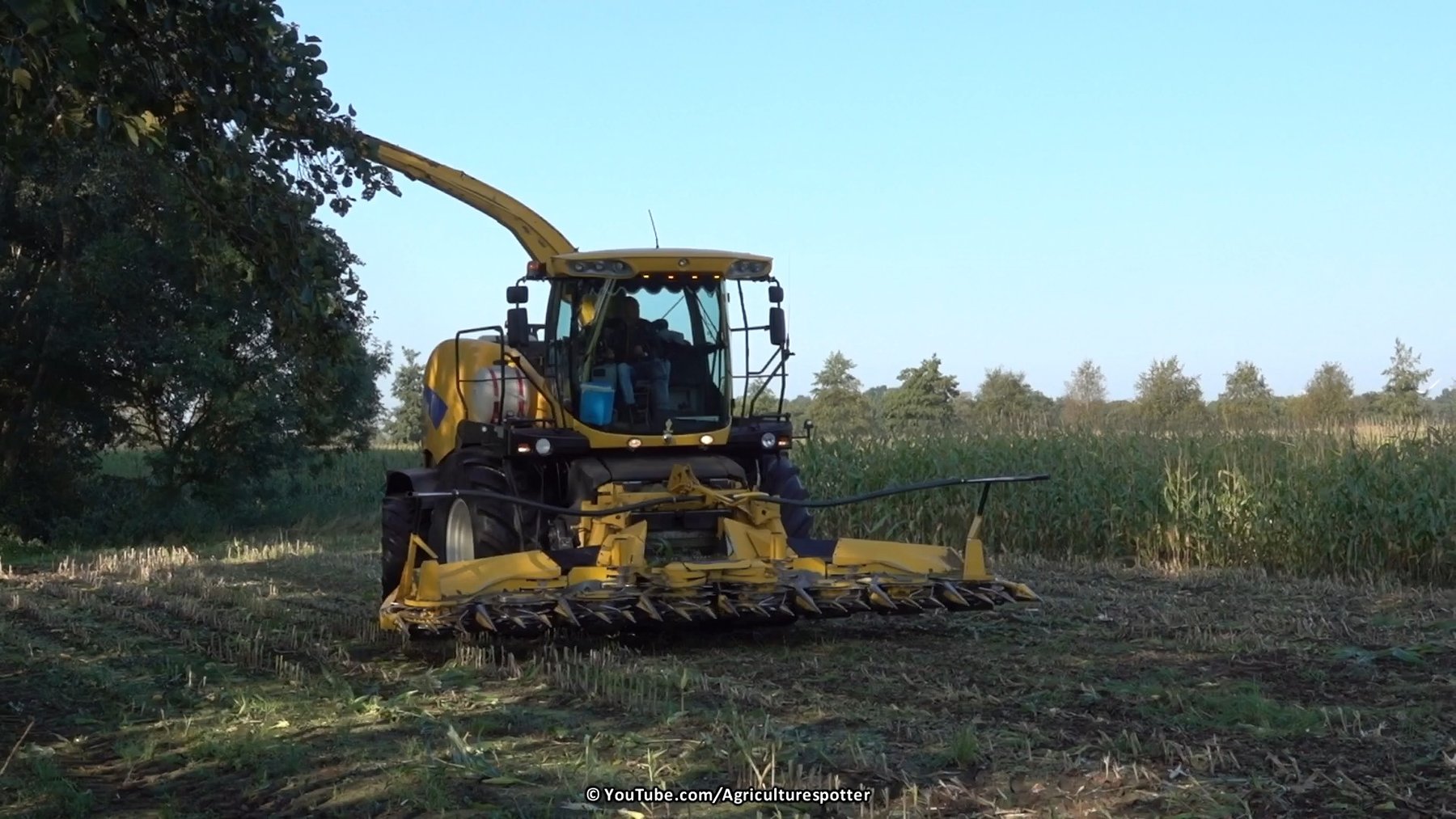 Sieczkarnie polowe New Holland FR 9050