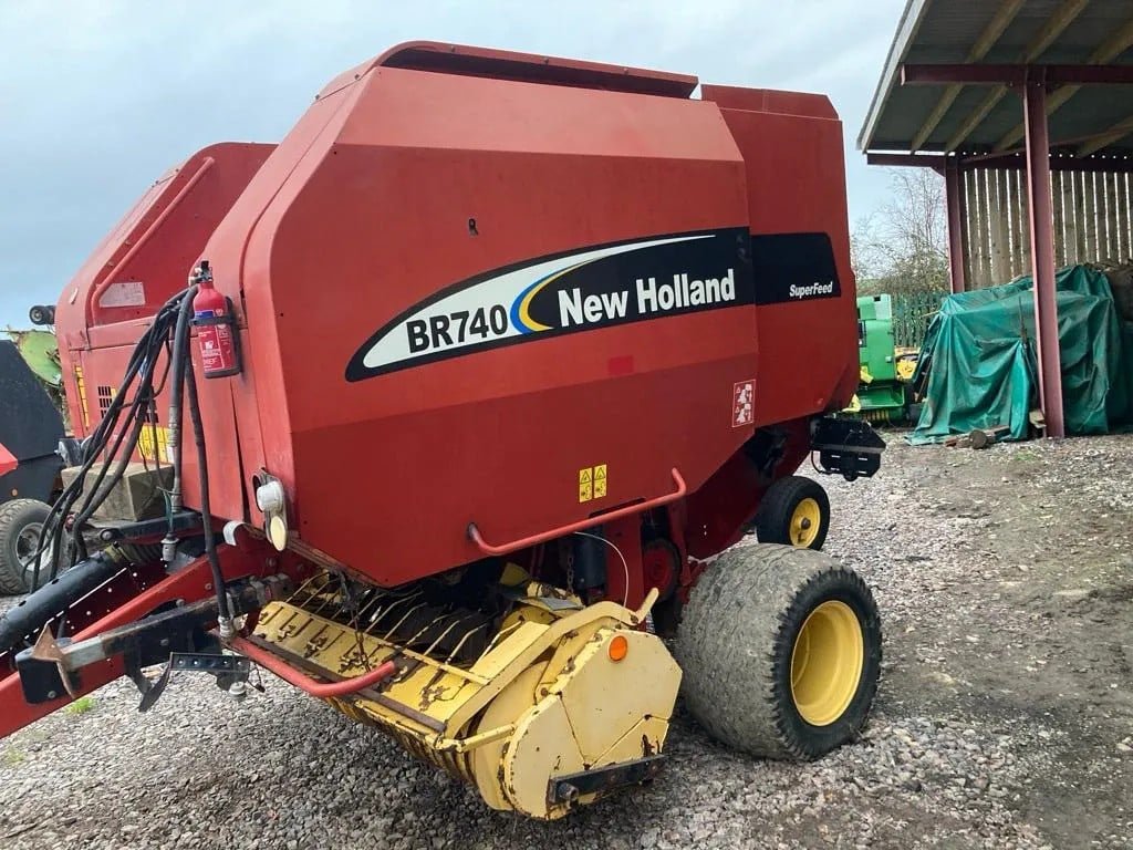 Balers New Holland (CNH) BR740