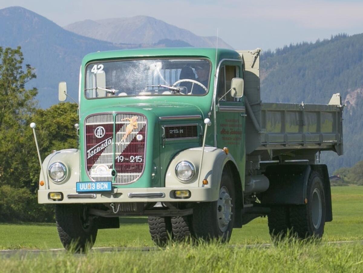 Truck Atk ANT/MID/220.16