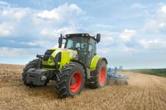 CLAAS ARION 630C