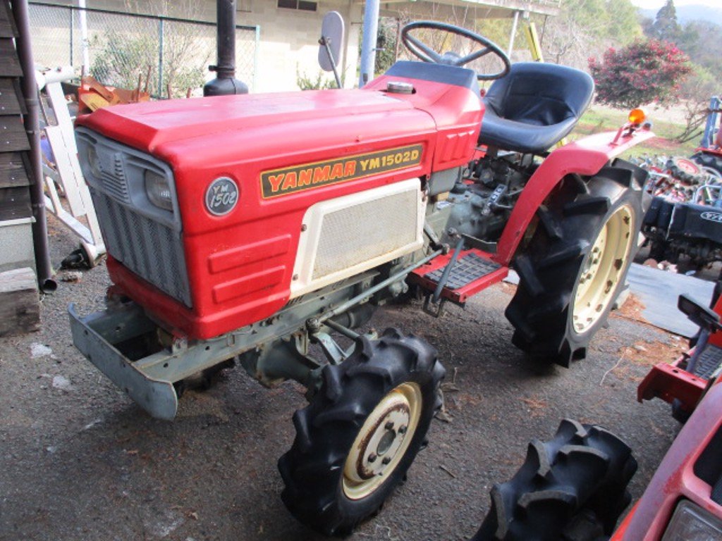 Traktor Yanmar YM 1502D