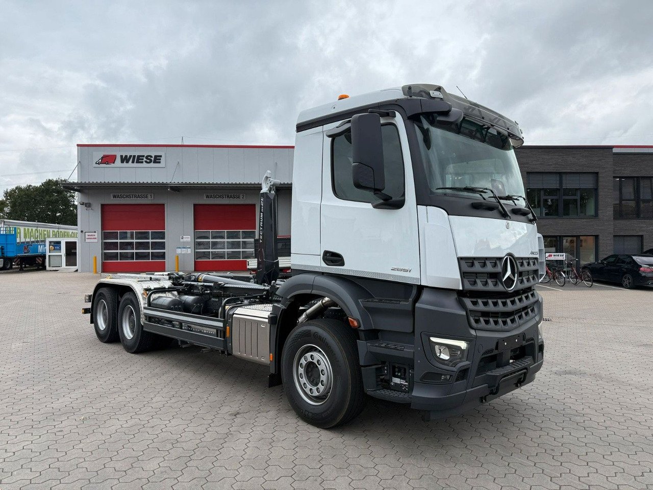 Truck Mercedes Benz ACTROS 2651 L
