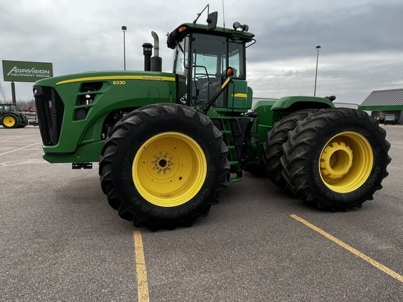 Traktor John Deere 9330 4WD